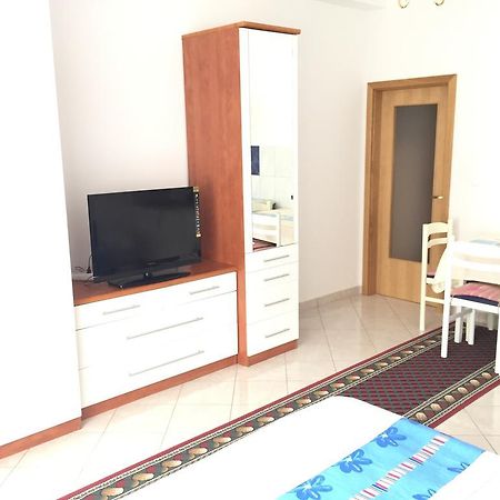 פודסטראנה Apartments Silvi מראה חיצוני תמונה
