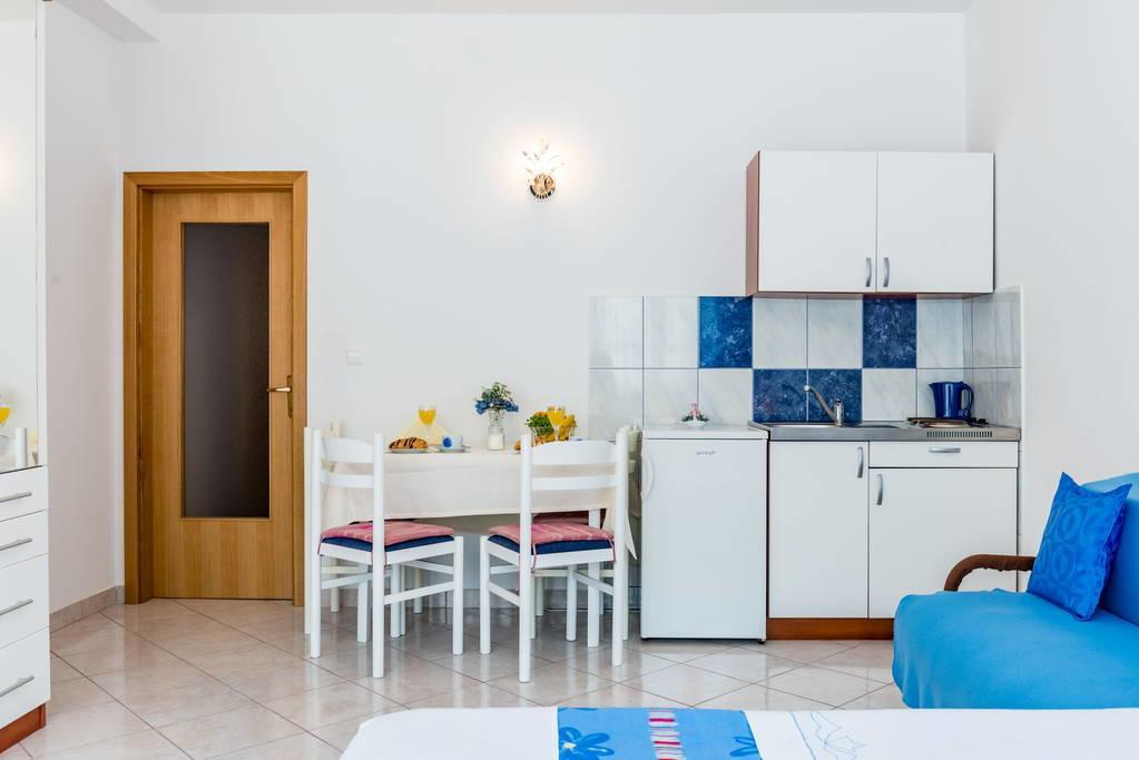 פודסטראנה Apartments Silvi מראה חיצוני תמונה